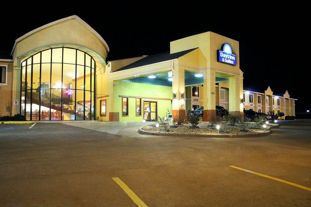 Rose City Inn & Suites Tyler Bagian luar foto